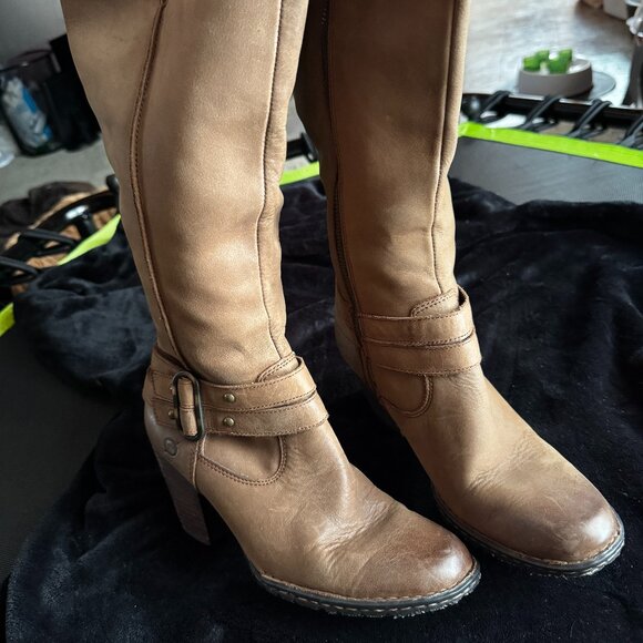 Born Knee High Boots with Buckle Size 7 - Picture 2 of 6